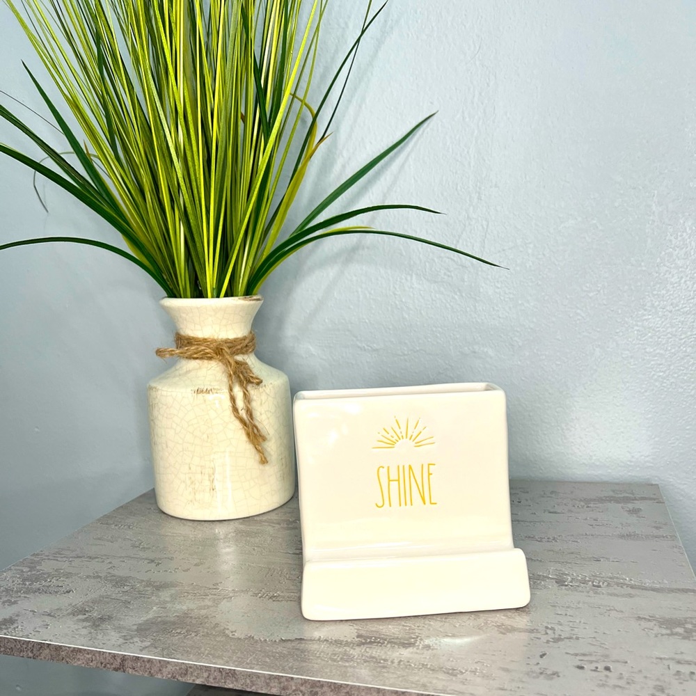 Rae Dunn “Shine” item holder